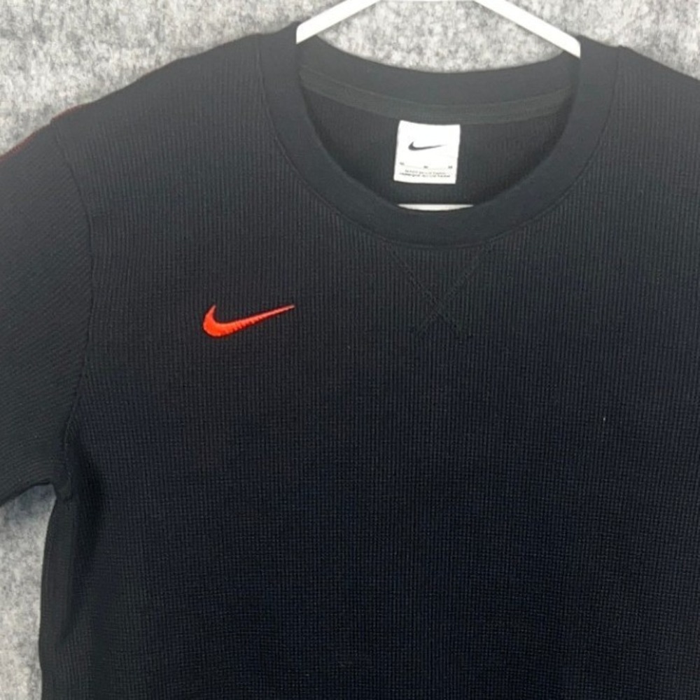Nike Womens Waffle Knit Thermal Long Sleeve Top Black Red Swoosh Medium